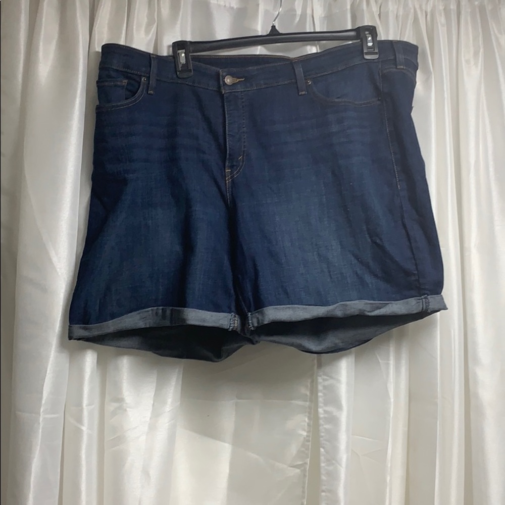 Levis stretch shorts
